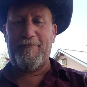 Meet your Posher, Ray